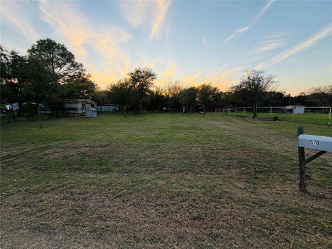 Photo of 570 County Road 4856, Newark, TX 76071 (MLS # 21420085)