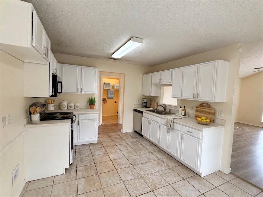 8109 E Summer Trail Drive