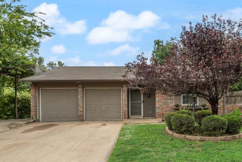 Tiny photo for 117 Myrtle Court, Hurst, TX 76053 (MLS # 21336958)