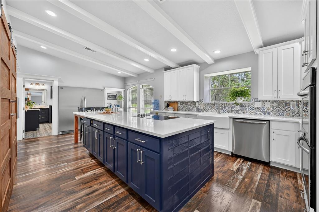 200 Cross Timbers Drive