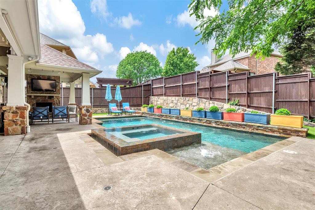 1118 Philip Drive