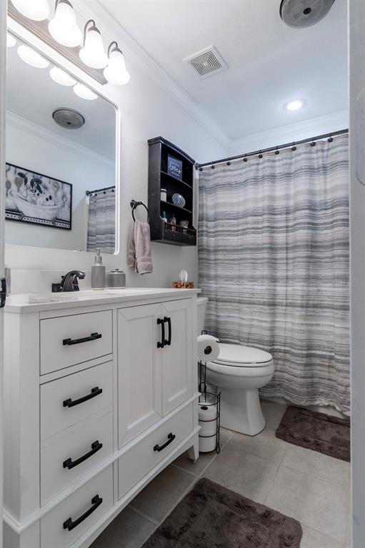 Lakeway Crossing - Residential