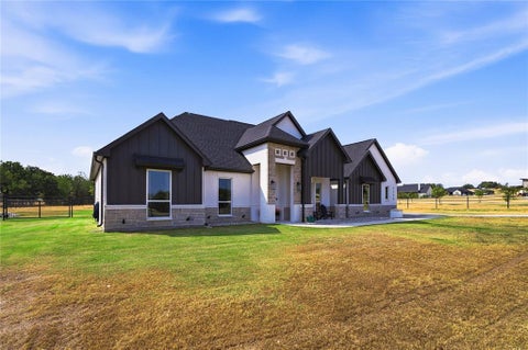 Tiny photo for 1135 Paradise Parkway, Poolville, TX 76487 (MLS # 21396054)