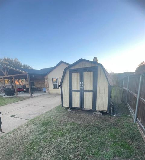 A home in DeSoto