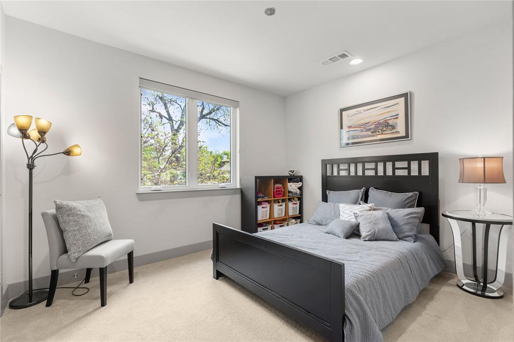 276 Currie Street