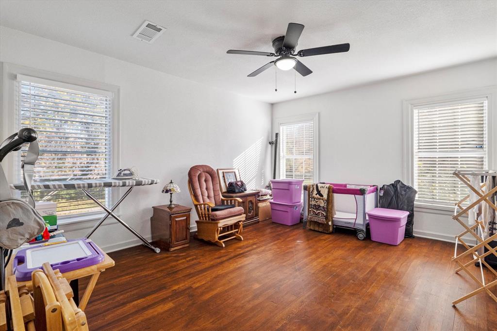 West Ft Worth Land Co - Residential Lease