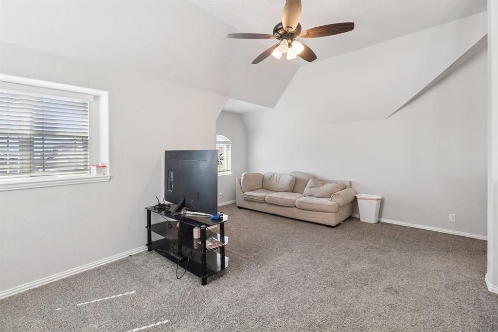 Eagle Glen - Residential