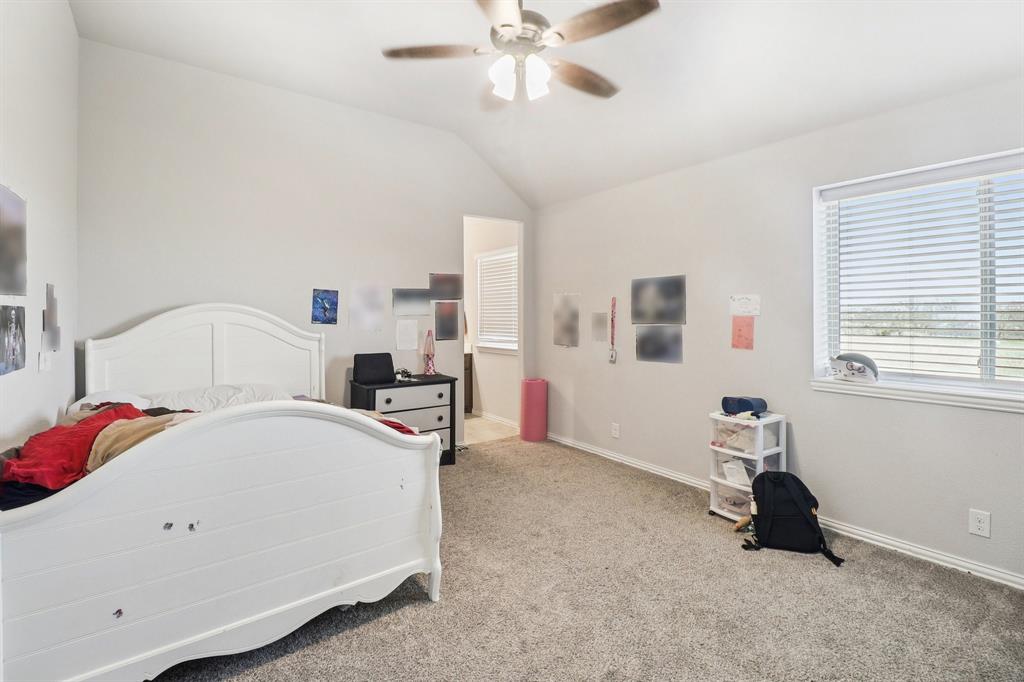 Eagle Glen - Residential