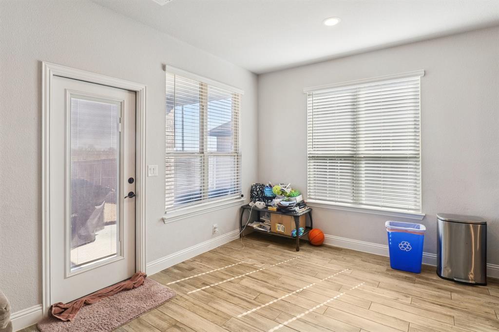 Eagle Glen - Residential