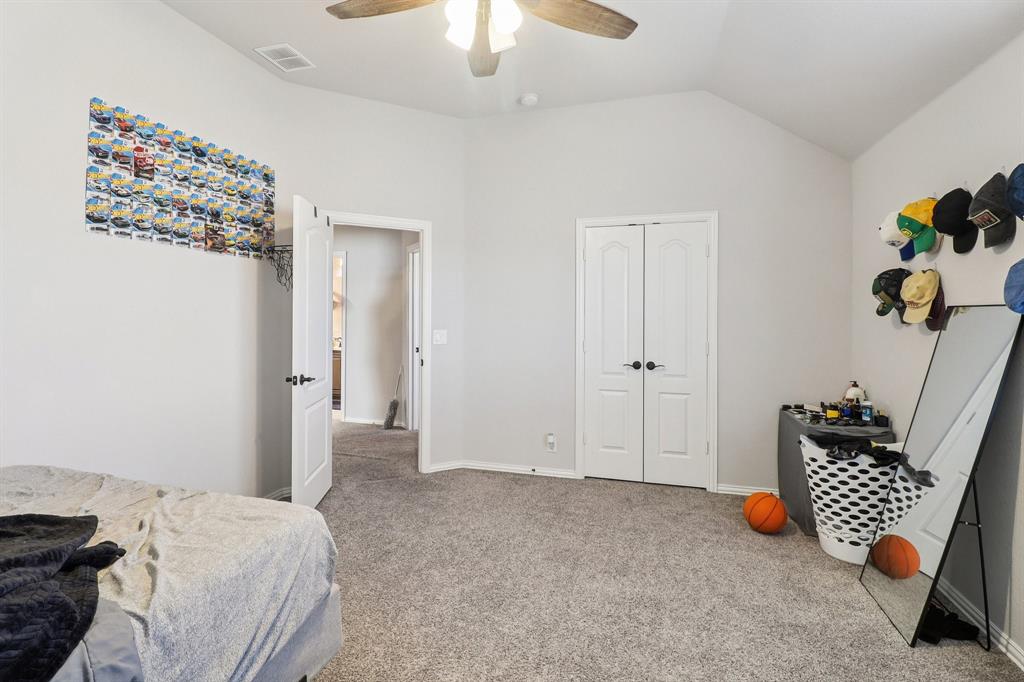 Eagle Glen - Residential