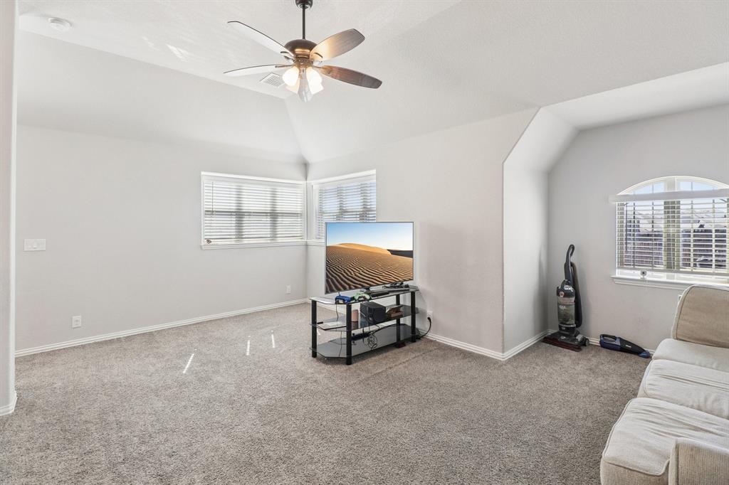 Eagle Glen - Residential