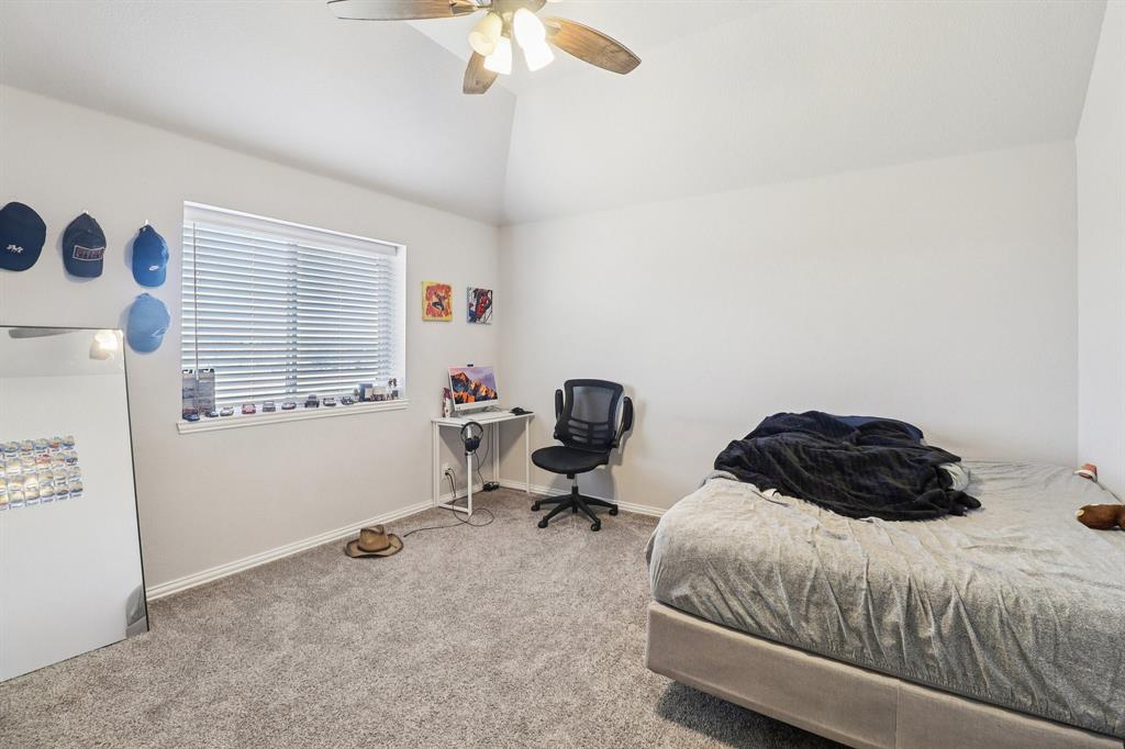 Eagle Glen - Residential