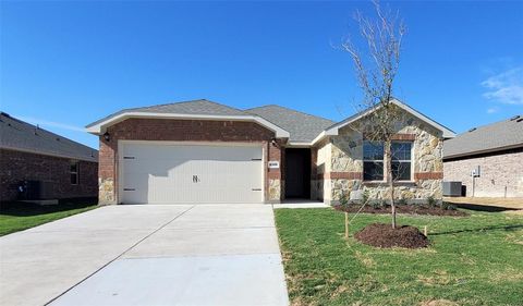 2109 Basil Avenue Anna TX 75409