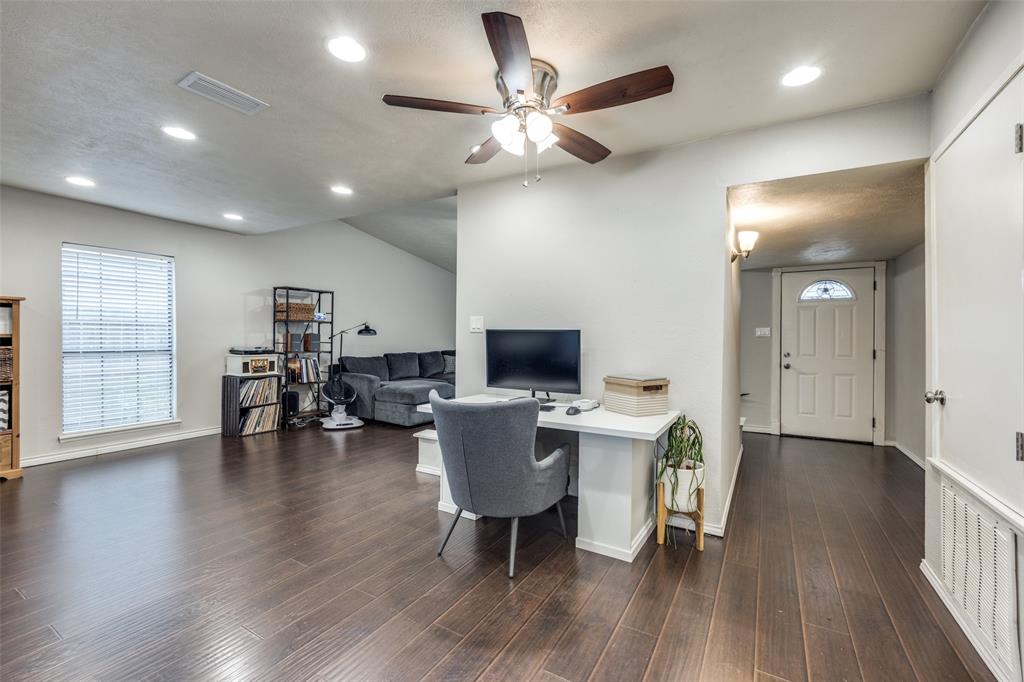 Colony 21 - Residential