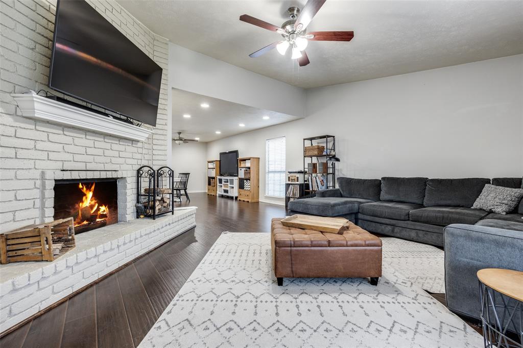 Colony 21 - Residential