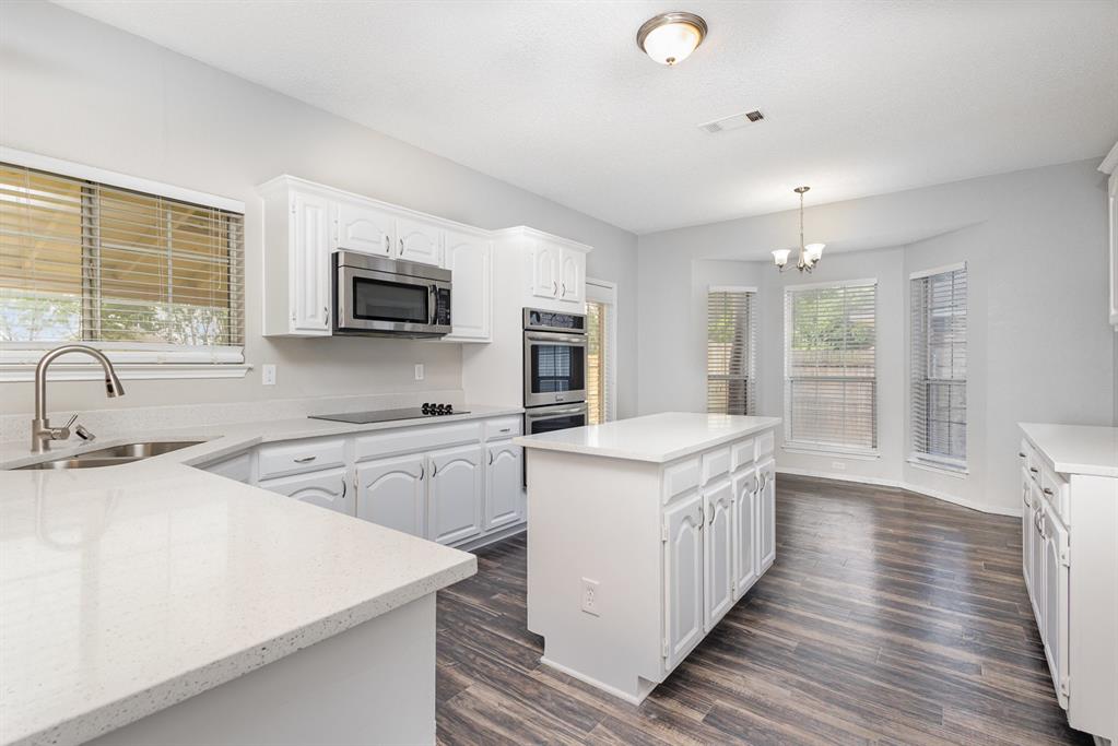 5519 Katey Lane
