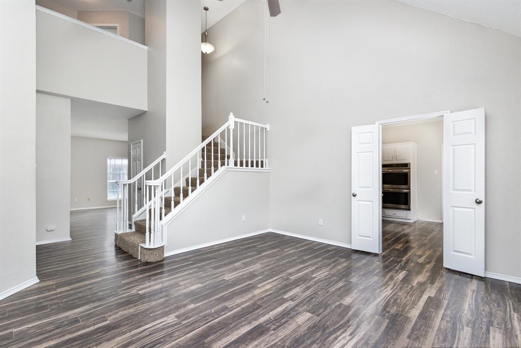 5519 Katey Lane