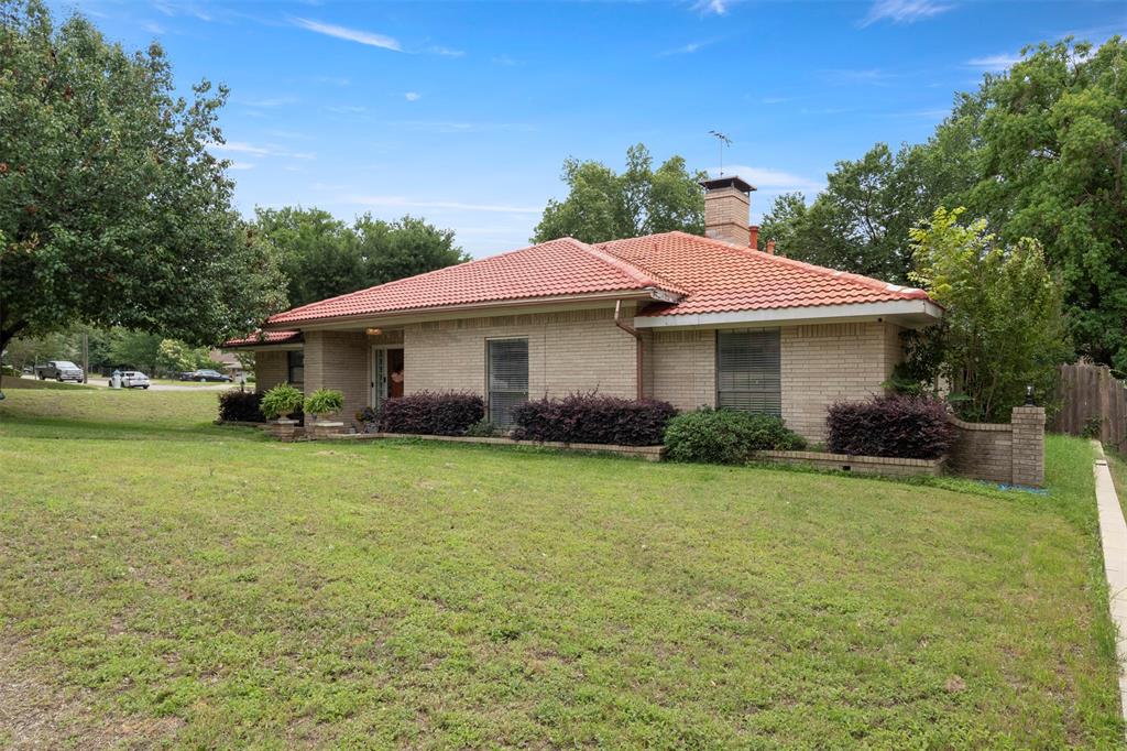 1400 Rusdell Drive