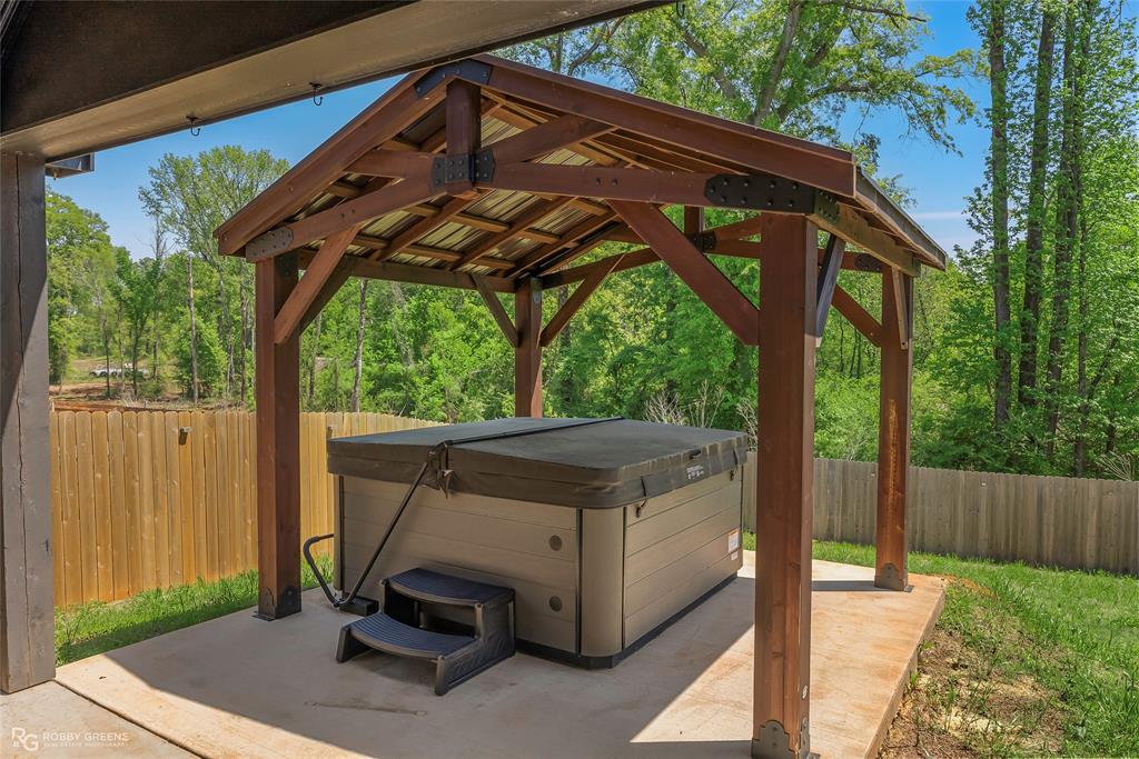 Haughton, Louisiana 71037, United States, 4 Bedrooms Bedrooms, ,3 BathroomsBathrooms,Residential,Active,108536