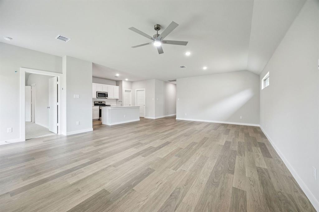 Lakehaven - Residential