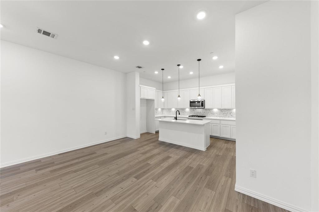 Lexington Estates Ph 1 - Residential Lease