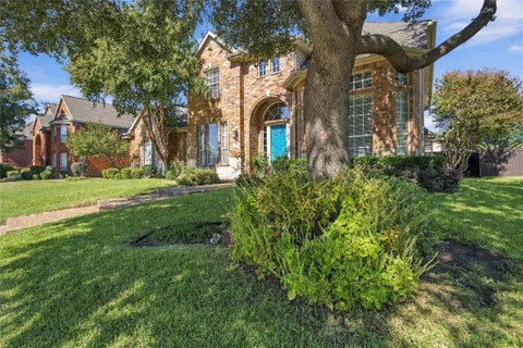 Photo of 1428 Brookside Drive, Carrollton, TX 75007 (MLS # 21416437)