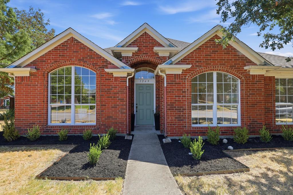 1269 Winston Drive