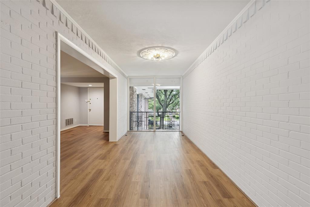 Park Carillon Condo - Residential