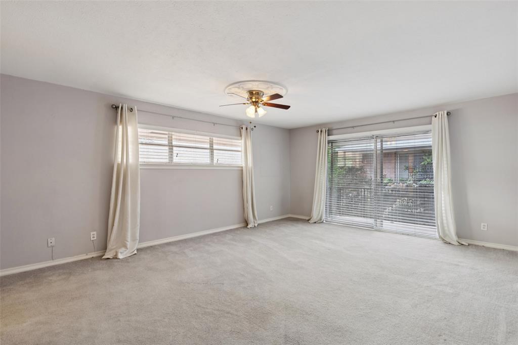 Park Carillon Condo - Residential