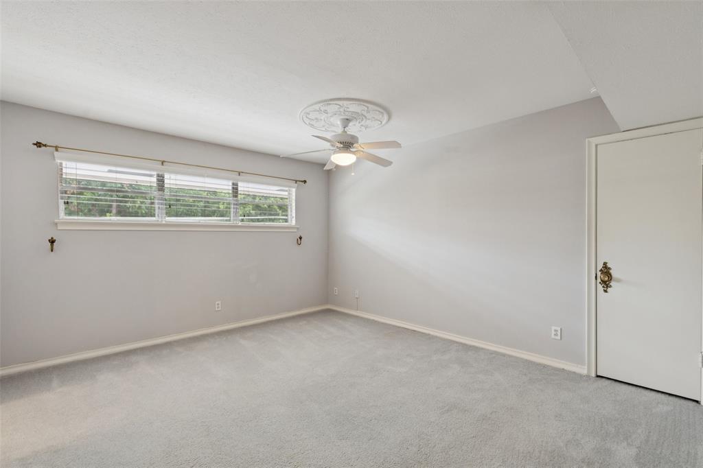 Park Carillon Condo - Residential