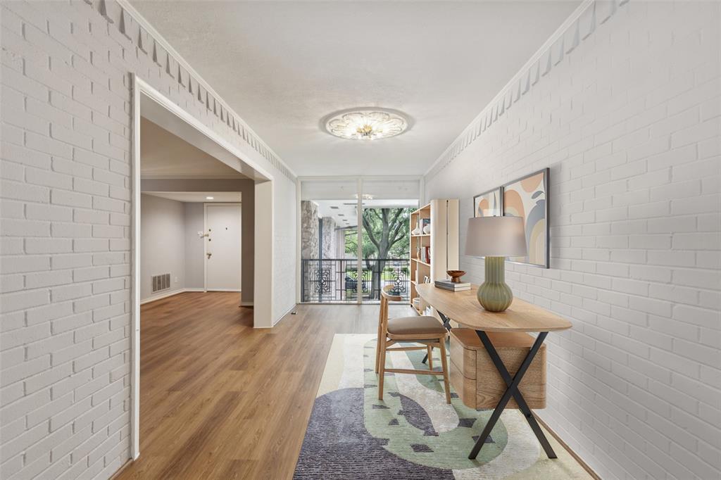 Park Carillon Condo - Residential