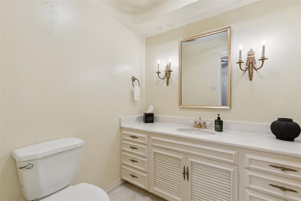 Park Carillon Condo - Residential