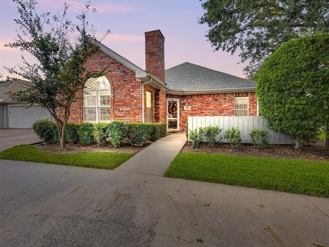 5251 Welden Court Fort Worth TX 76132