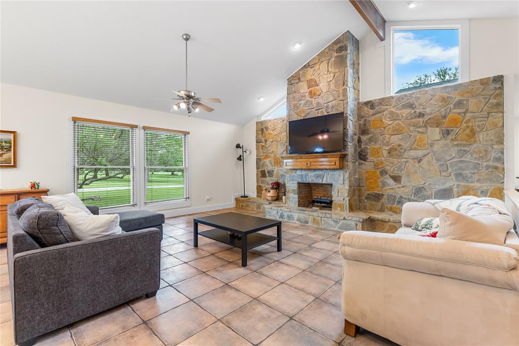 A-361 WC HALLMARK 2.0000 ACRES - Residential