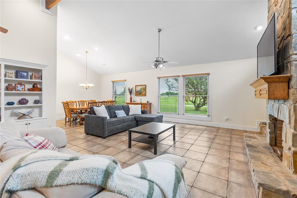 A-361 WC HALLMARK 2.0000 ACRES - Residential