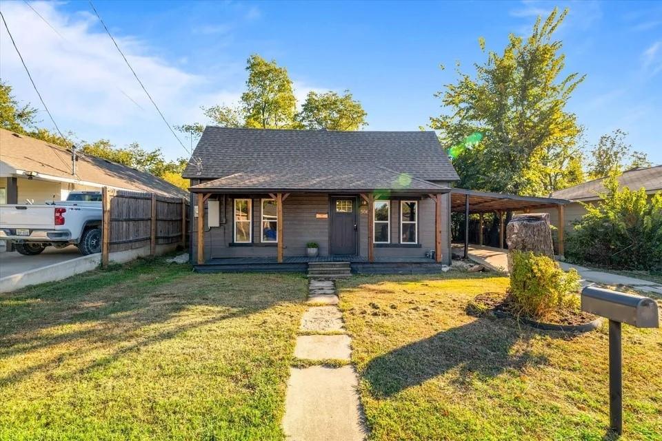 306 Hall Street