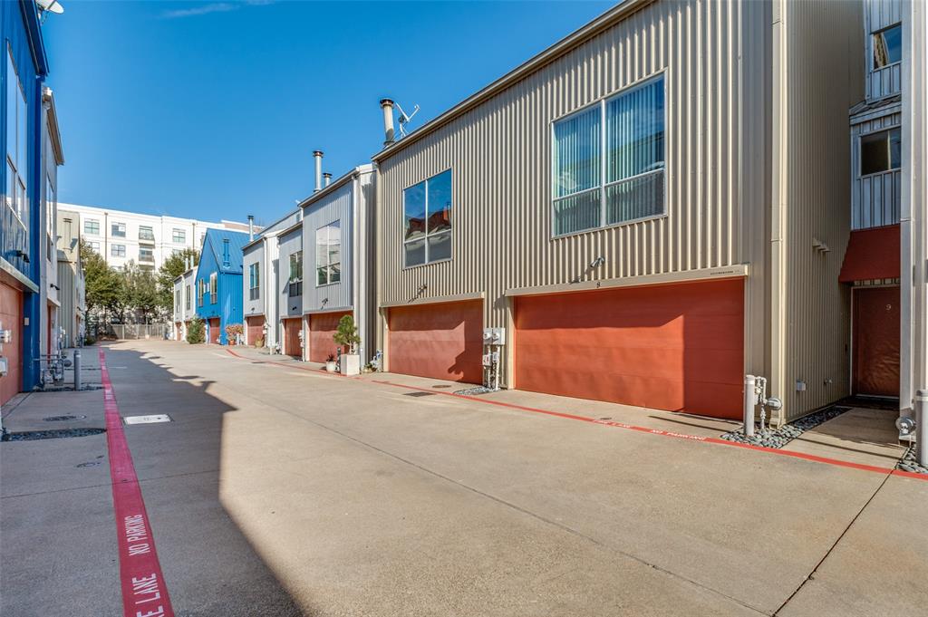 4213 Dickason Avenue 9