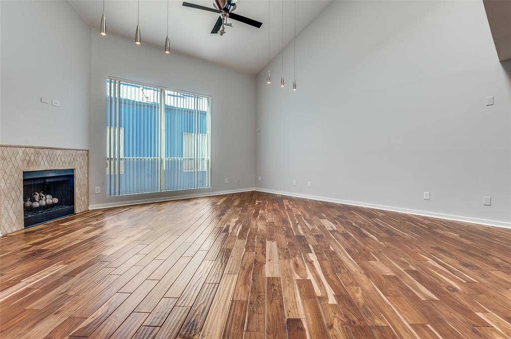 Knight Street Twnhms - Residential