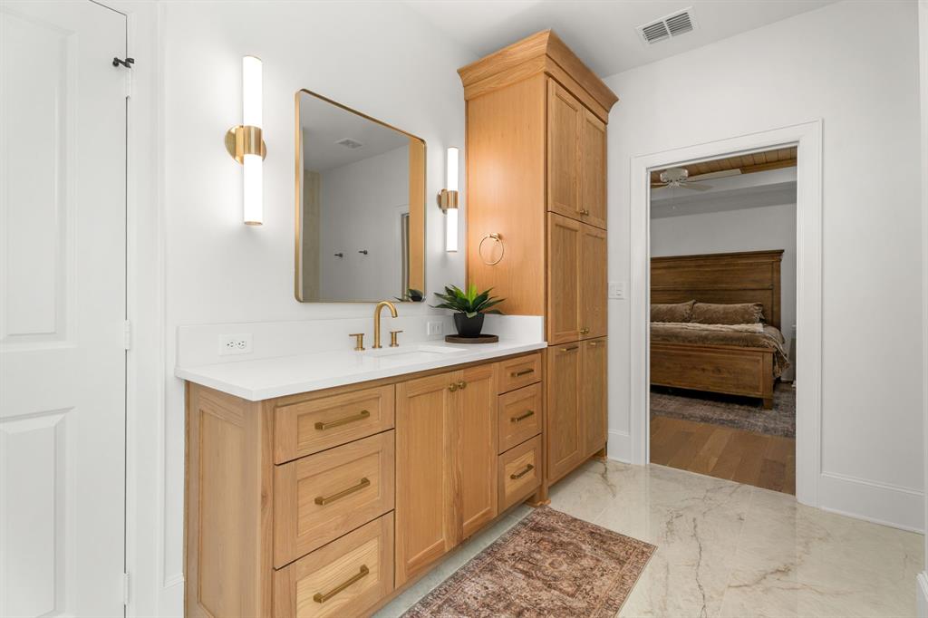 Oak Creek - Residential