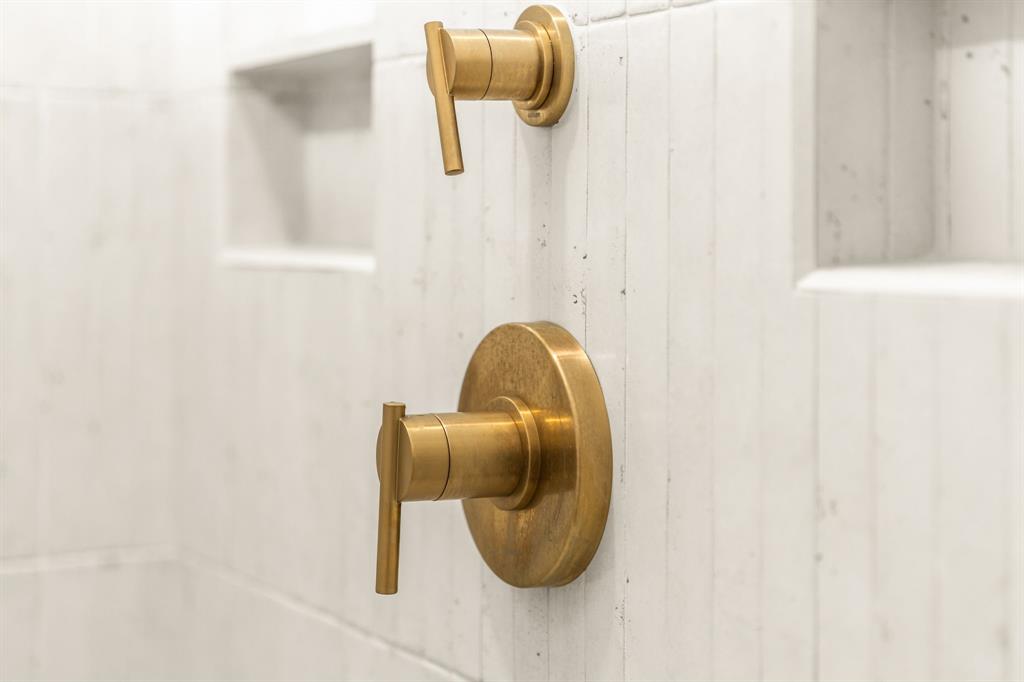 Oak Creek - Residential