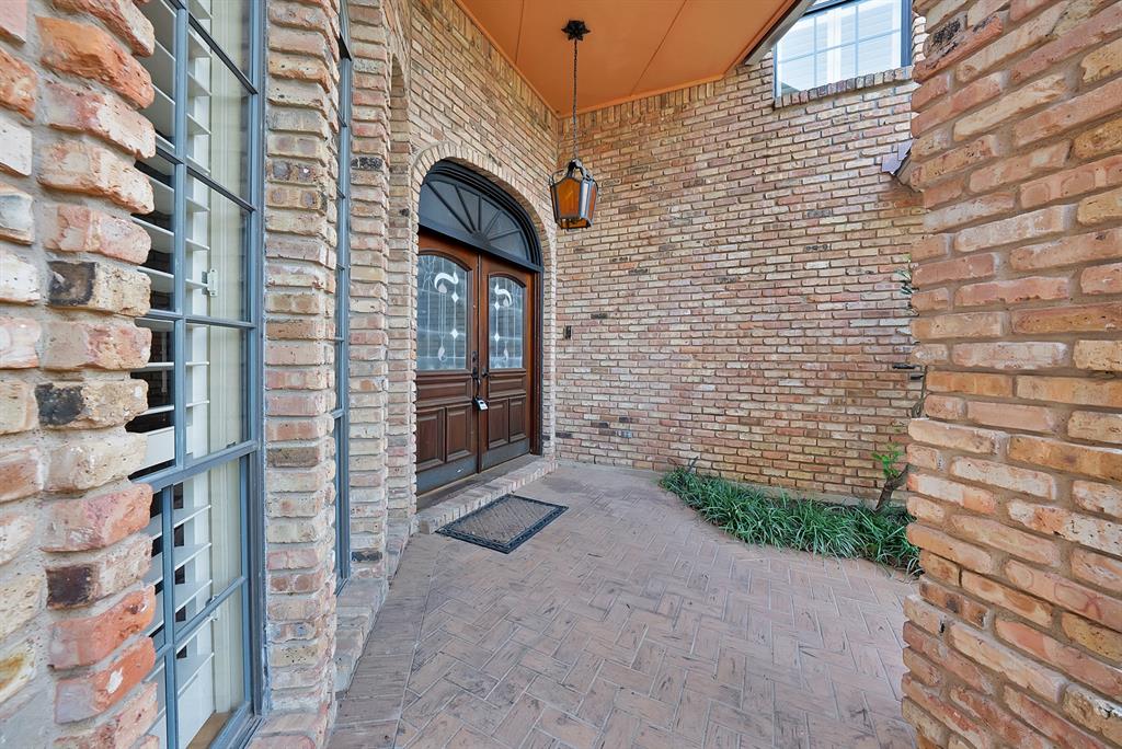 2714 Ridge Top Lane