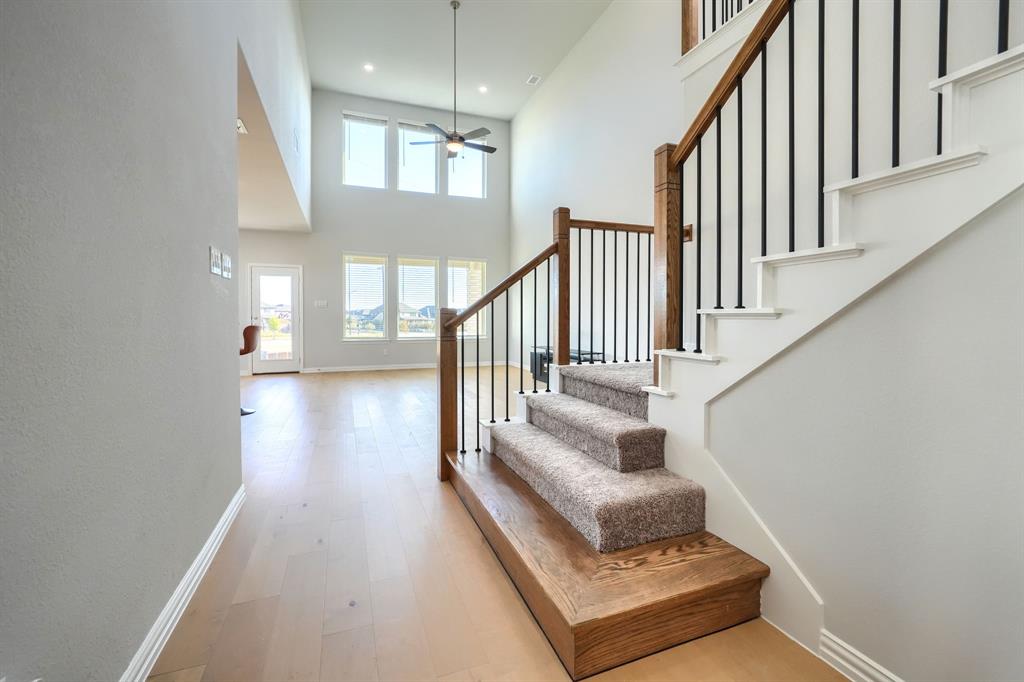 Lilyana Ph 7 - Residential