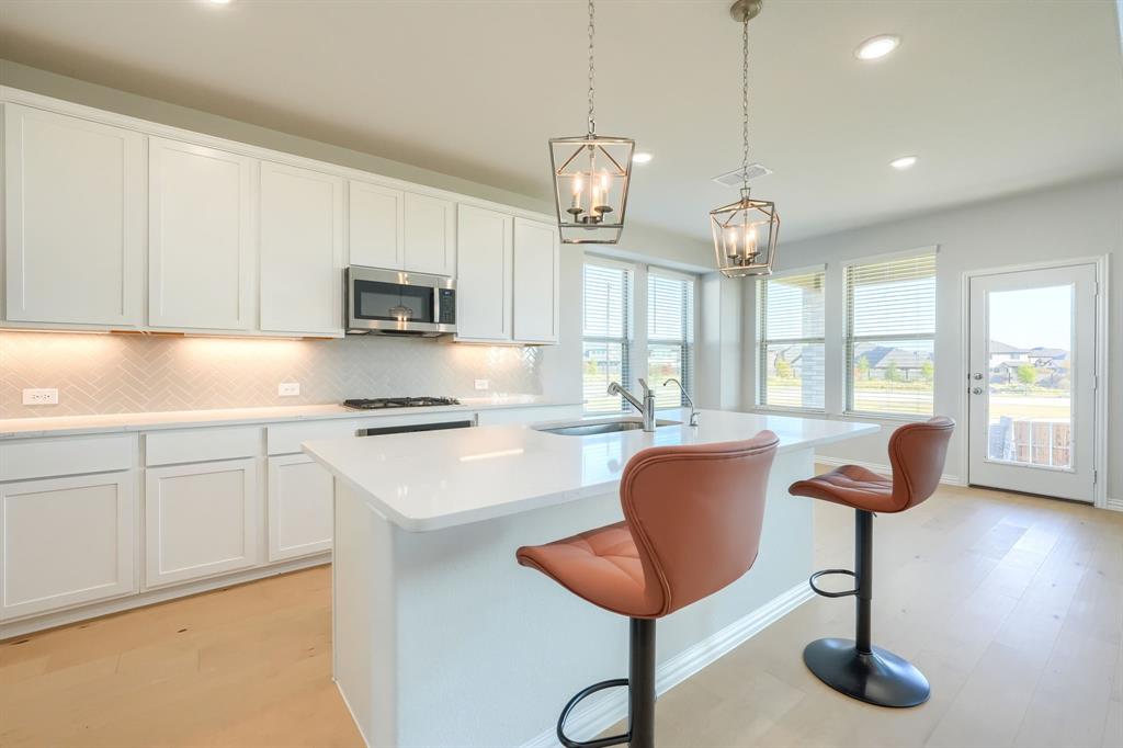 Lilyana Ph 7 - Residential