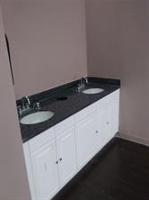 Stone Glen - Commercial Lease