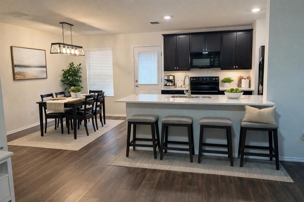 Villas Prairie Crk Add - Residential