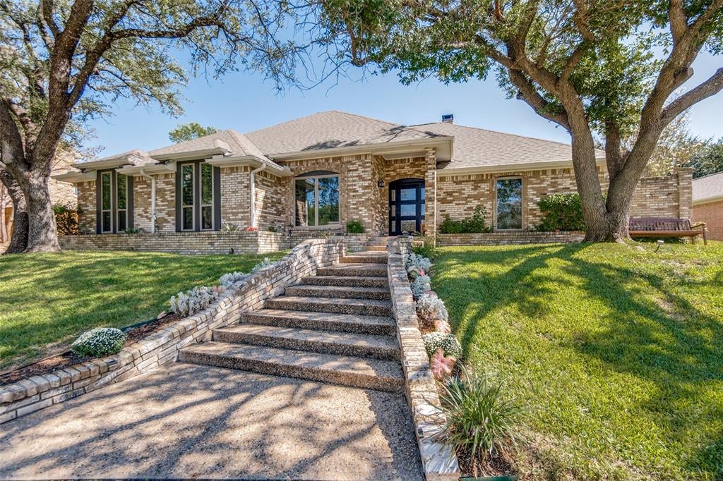 7414 Windmill Lane