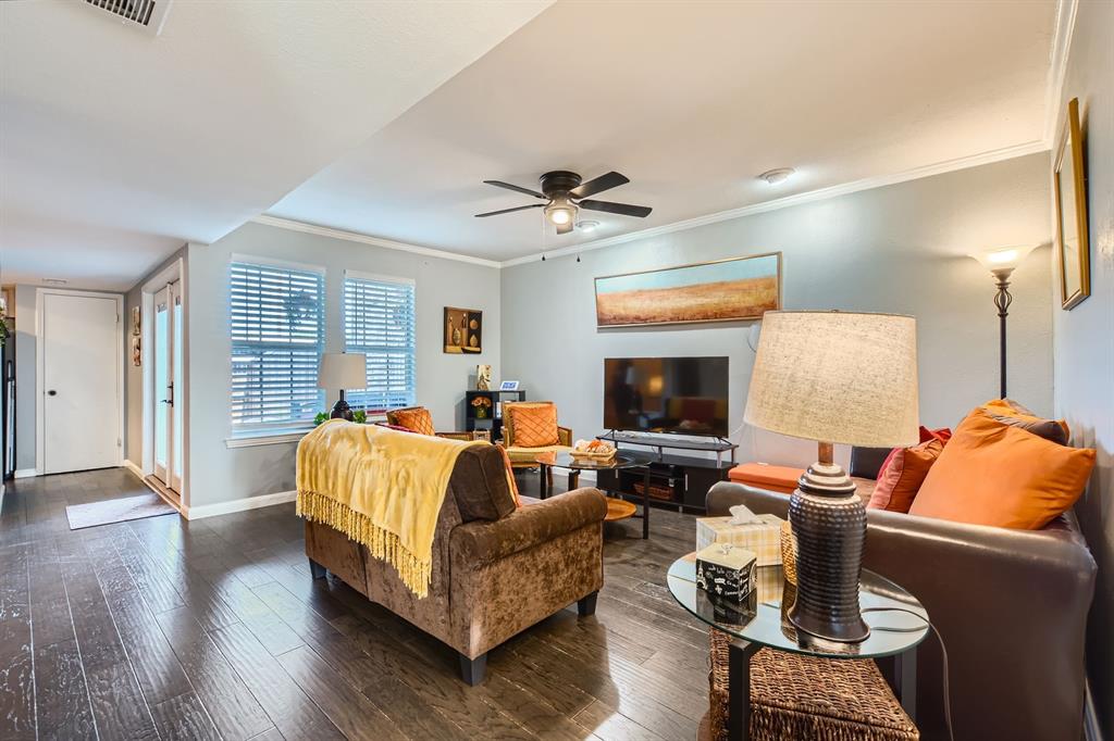 Woodhaven Twnhs Rev - Residential