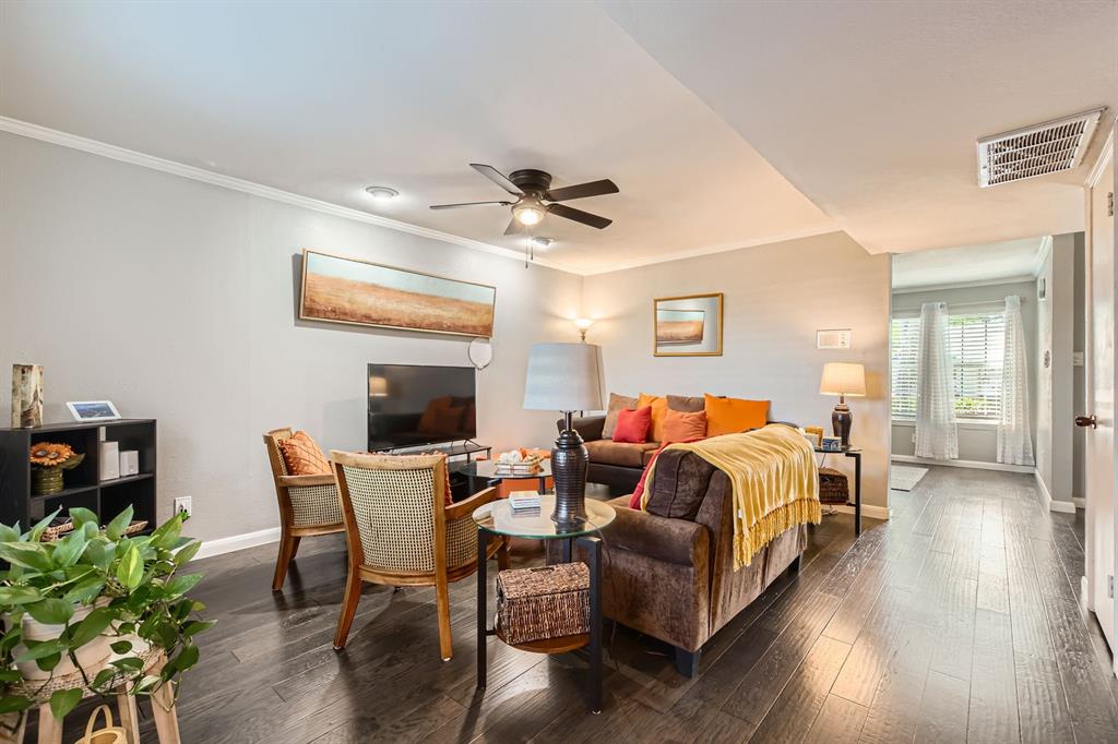 Woodhaven Twnhs Rev - Residential