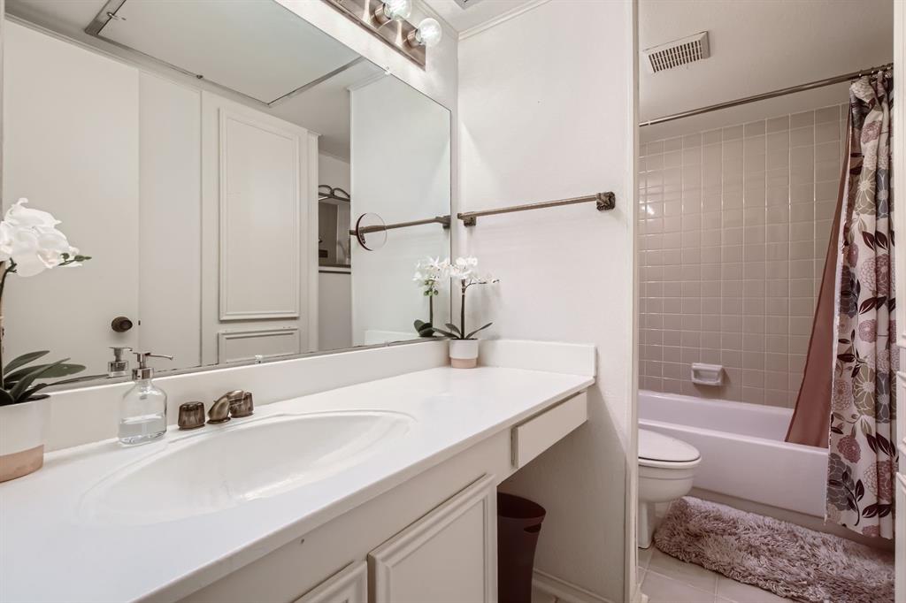 Woodhaven Twnhs Rev - Residential