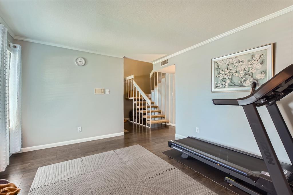 Woodhaven Twnhs Rev - Residential